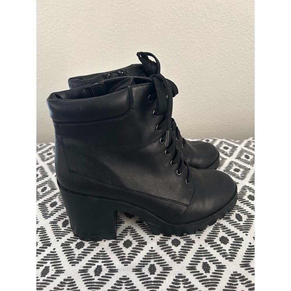 ABOUND BLACK CHUNKY COMBAT LACE UP BOOTS SIZE 8.5 - Picture 2 of 7